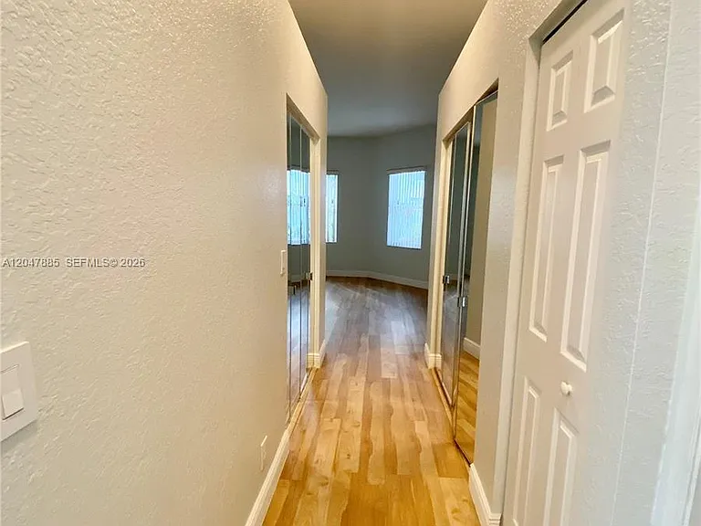 628 SW 168th Ter — Photo 15