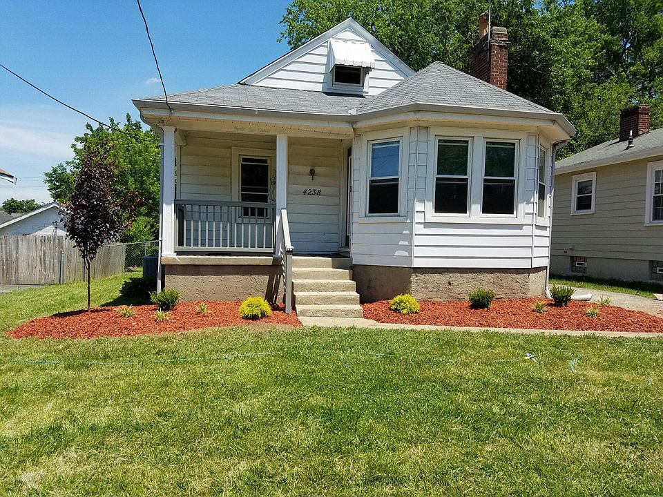 1st image of 4238 Oakwood Ave