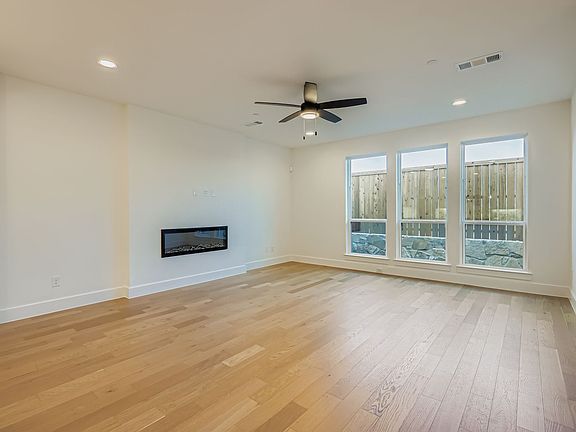 620 Sir Christopher Street - Living Room