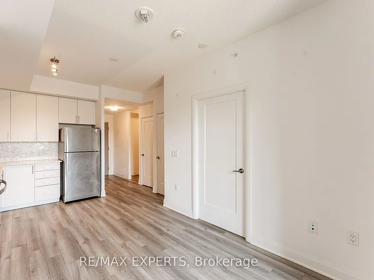 3220 Sheppard Ave E #216 — Photo 10