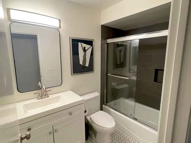 4055 Eagle St #101 — Photo 12
