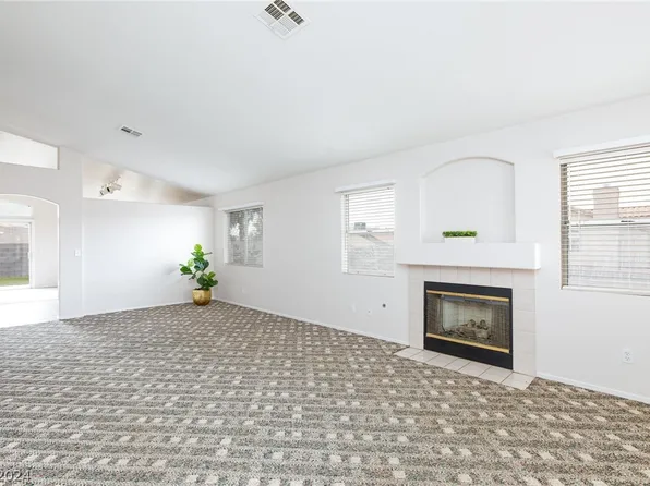133 Vista Del Lago St, Henderson, NV 89015