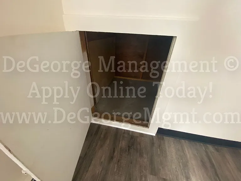Walworth Garden Apartments — Photo 44