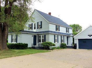 4076 Lennon Rd, Flint, MI 48507