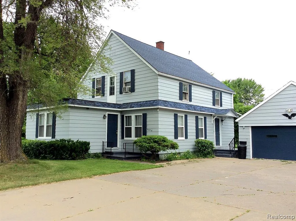 4076 Lennon Rd photo 1