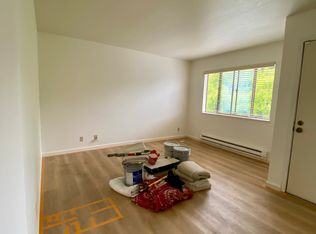 1135 5th St APT 12, Monterey, CA 93940