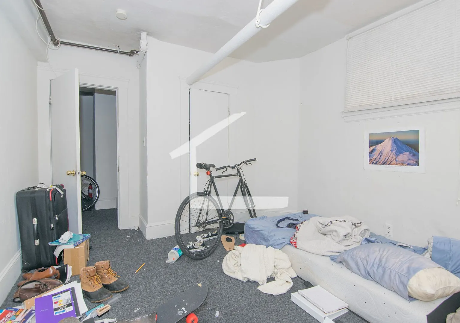 Packards Corner BU 4 bed 1.5 bath for 9.1 Heat Hw inc Students ok, — Photo 3