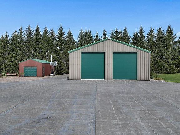 4th image of 222848 COUNTY ROAD E