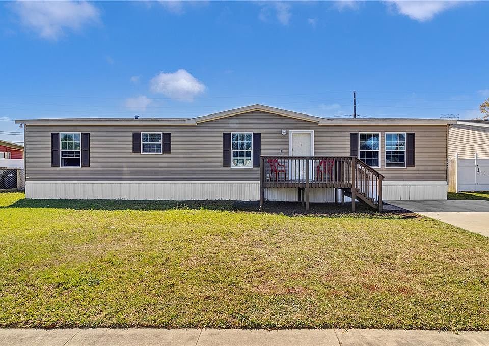 1st image of 7524 CHARLIN PARKWAY