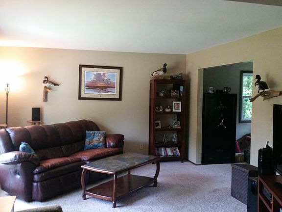 4th image of 432 Hartwood Ln