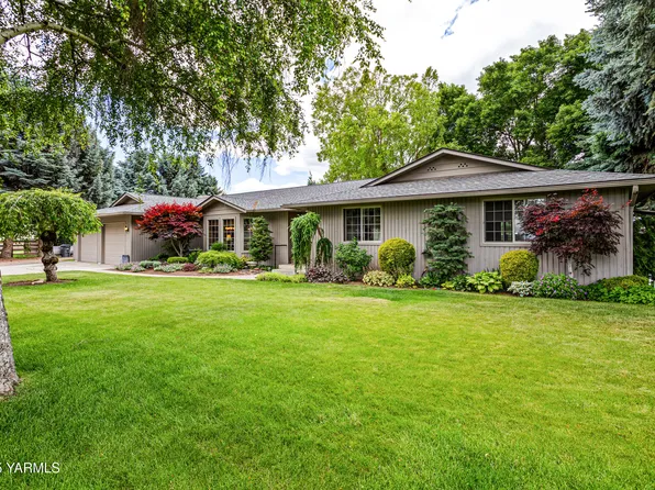 3012 S 79th Ave, Yakima, WA 98903