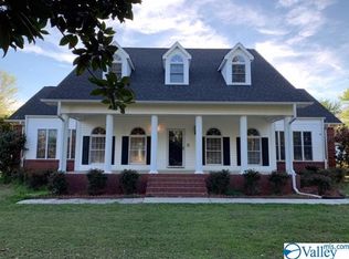 1050 Scott Rd, Hazel Green, AL 35750