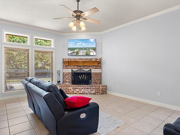 4th image of 6316 Carrizo Dr
