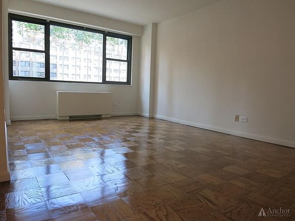 4th image of 300 W 55th St APT 5E