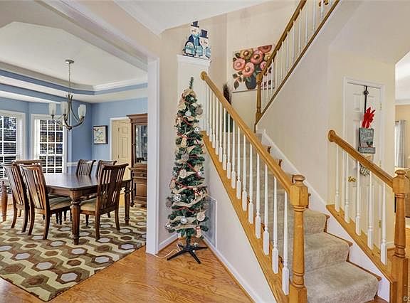 4th image of 10704 Estelle Ct