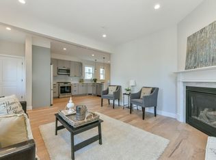 20 Weld Hill St #I, Jamaica Plain, MA 02130
