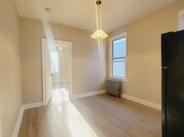 241 Duncan Avenue image 5 of 6