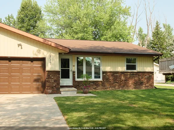 517 Kelly Jo Dr, Green Bay, WI 54303