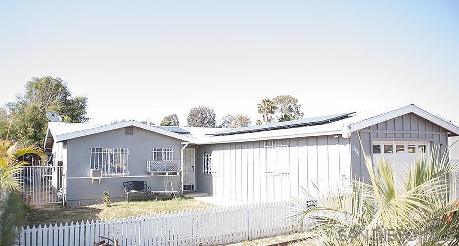 1st image of 3432 Arruza St