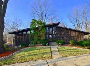 6010 Crittenden Dr, Cincinnati, OH 45244