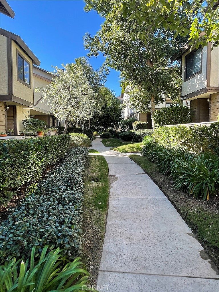 21133 Lassen St UNIT 2, Chatsworth, CA 91311 Zillow