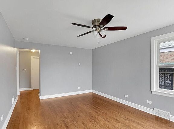 4th image of 709 S 24th Ave