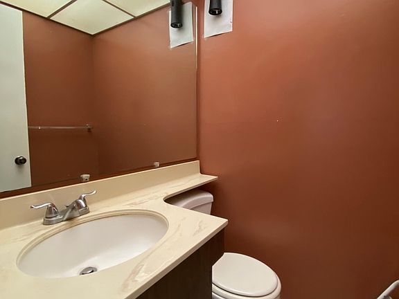 5th image of 48 Shrewsbury Green Dr Unit H