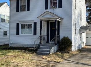 108 N 31st St, Newark, OH 43055