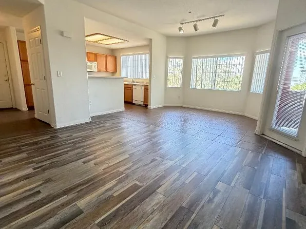 830 Carnegie St, Henderson, NV