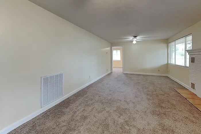 2 bed, 2.0 bath, 1199 sqft, $1,395 — Photo 3