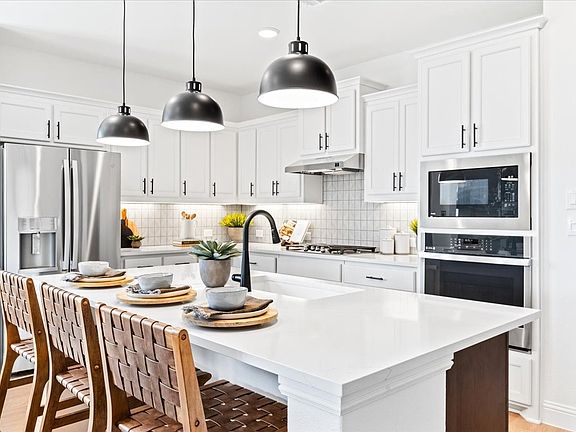 7th image of this home