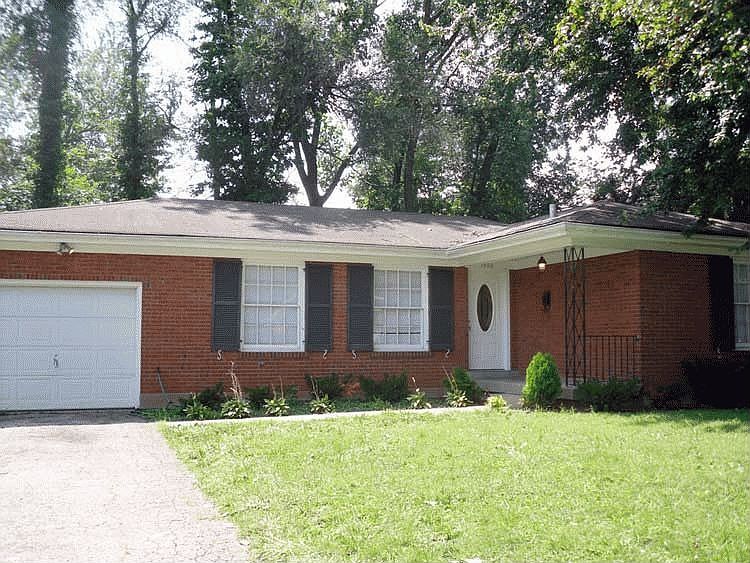 1608 Vivian Ln. Exterior