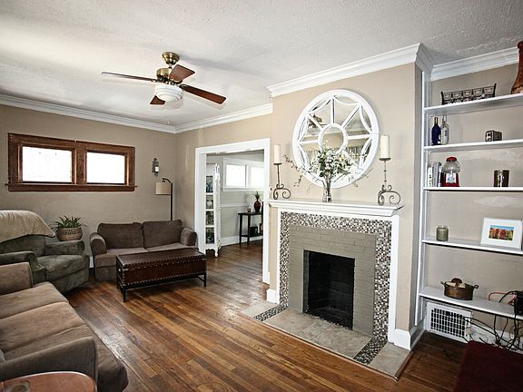 3rd image of 1326 Brockley Ave