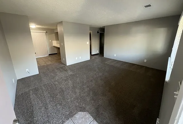 616 S Dayton St — Photo 2