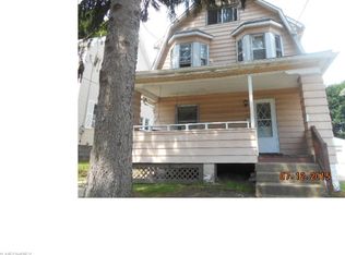 1058 Beardsley St, Akron, OH 44301