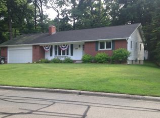 801 Cornelius Dr, Green Bay, WI 54311