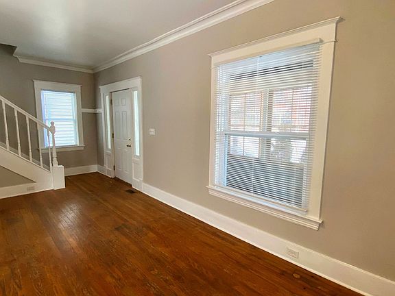 5th image of 828 Baldwin St SE #828