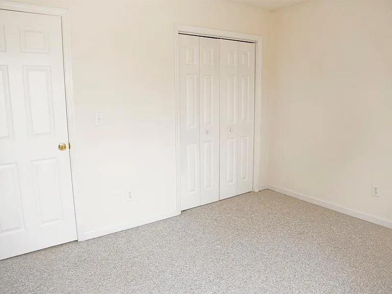 W Ivybridge Dr — Photo 9