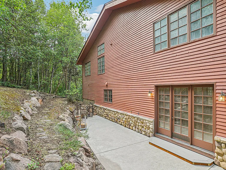 3383 Big Spruce Way — Photo 35
