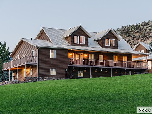 3rd image of 167 Wimpey Creek Rd