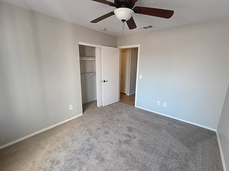 9155 W Michelle Dr — Photo 16
