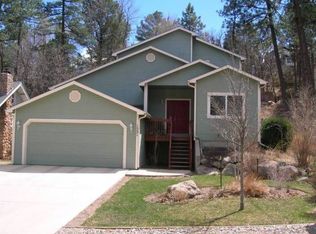 1521 Winfield Ave, Colorado Springs, CO 80906