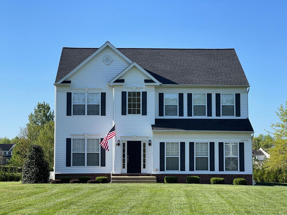 1st image of 42995 Baywood Pl