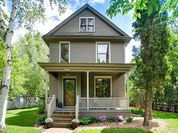 2nd image of 419 Nevada St S