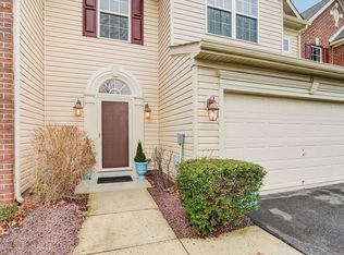 22 Oak Leaf Ln, Tinton Falls, NJ 07712