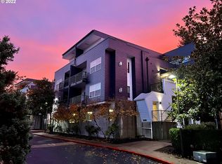 614 S Nevada St APT C, Portland, OR 97219