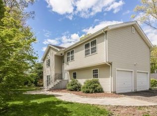 33 Birch St, Shelton, CT 06484