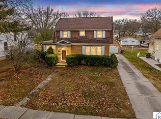 217 W 3rd St, Blue Earth, MN 56013