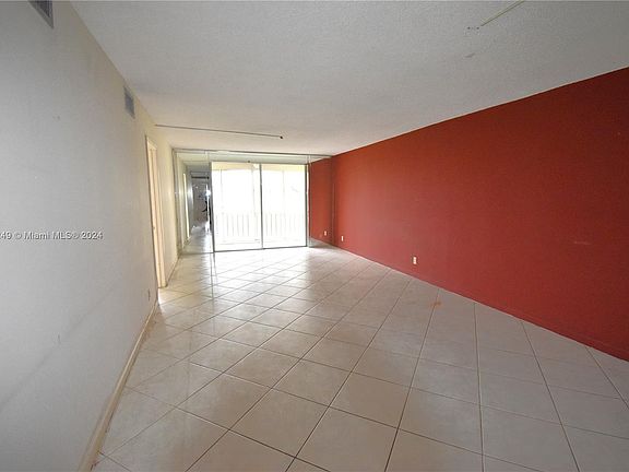 5th image of 9200 N Hollybrook Lake Dr APT 208