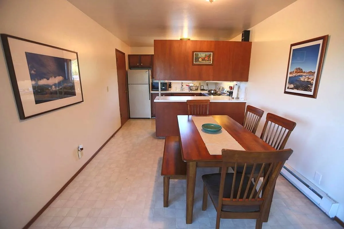 2707 W Jameson St — Photo 3
